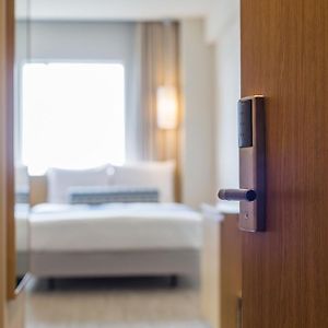 Room Selected at Check Late Check 1800 Non-Smoking